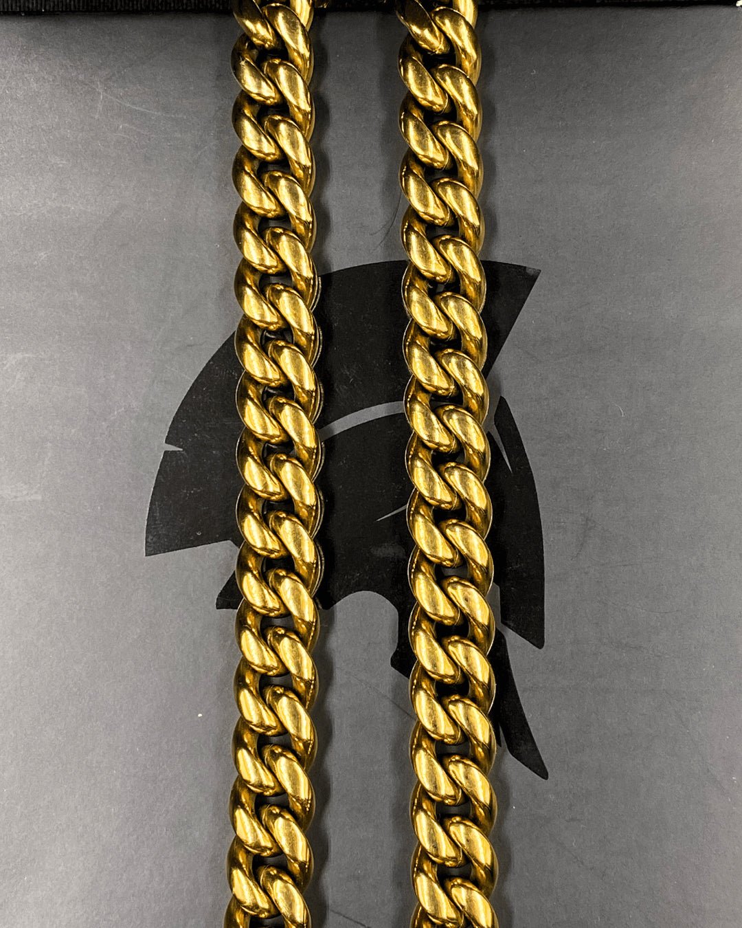 Cadena Miami Cuban - 10mm - Alpha Elements 18k