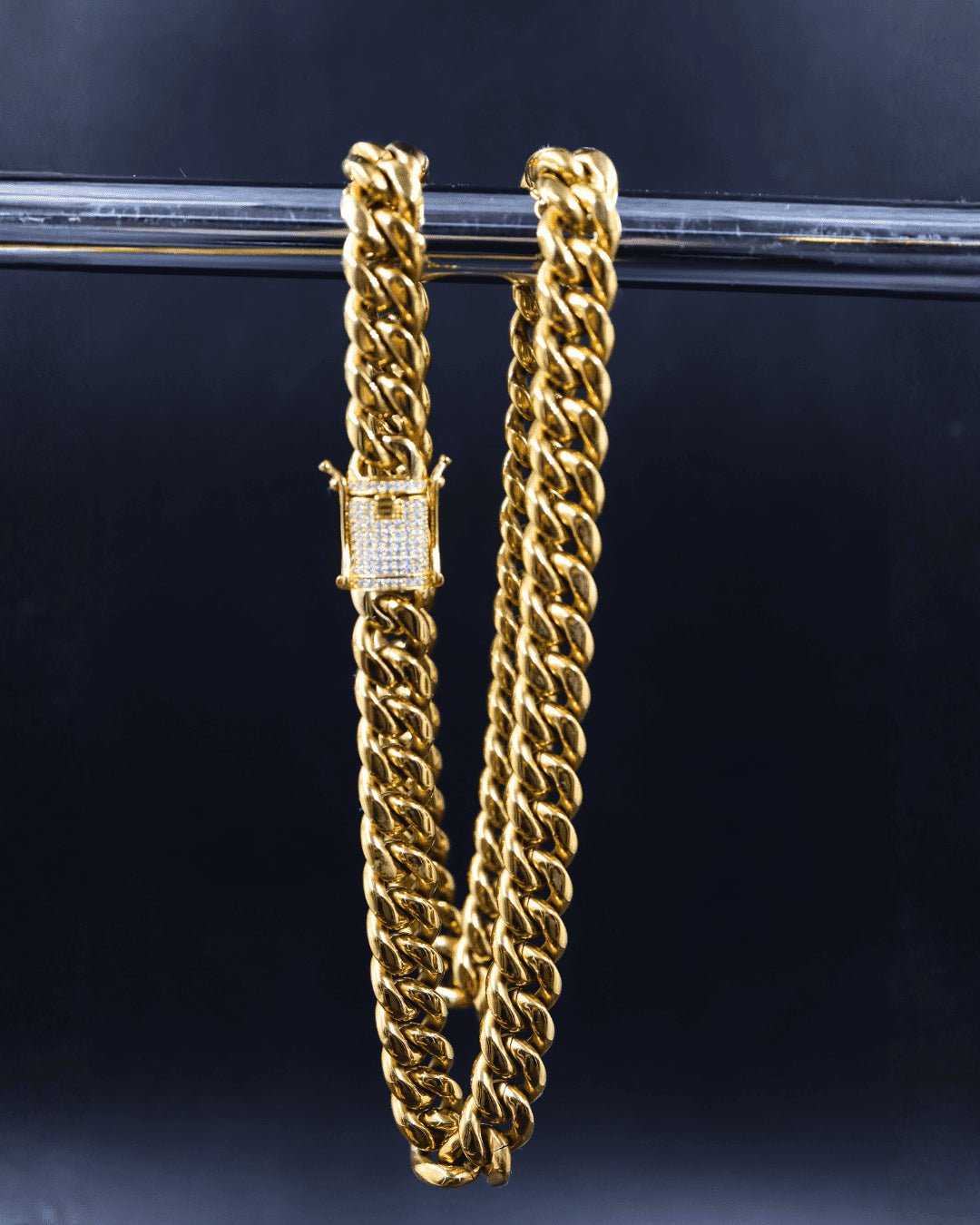 Cadena Miami Cuban - 10mm Oro Laminado 18k - Alpha Elements 18k