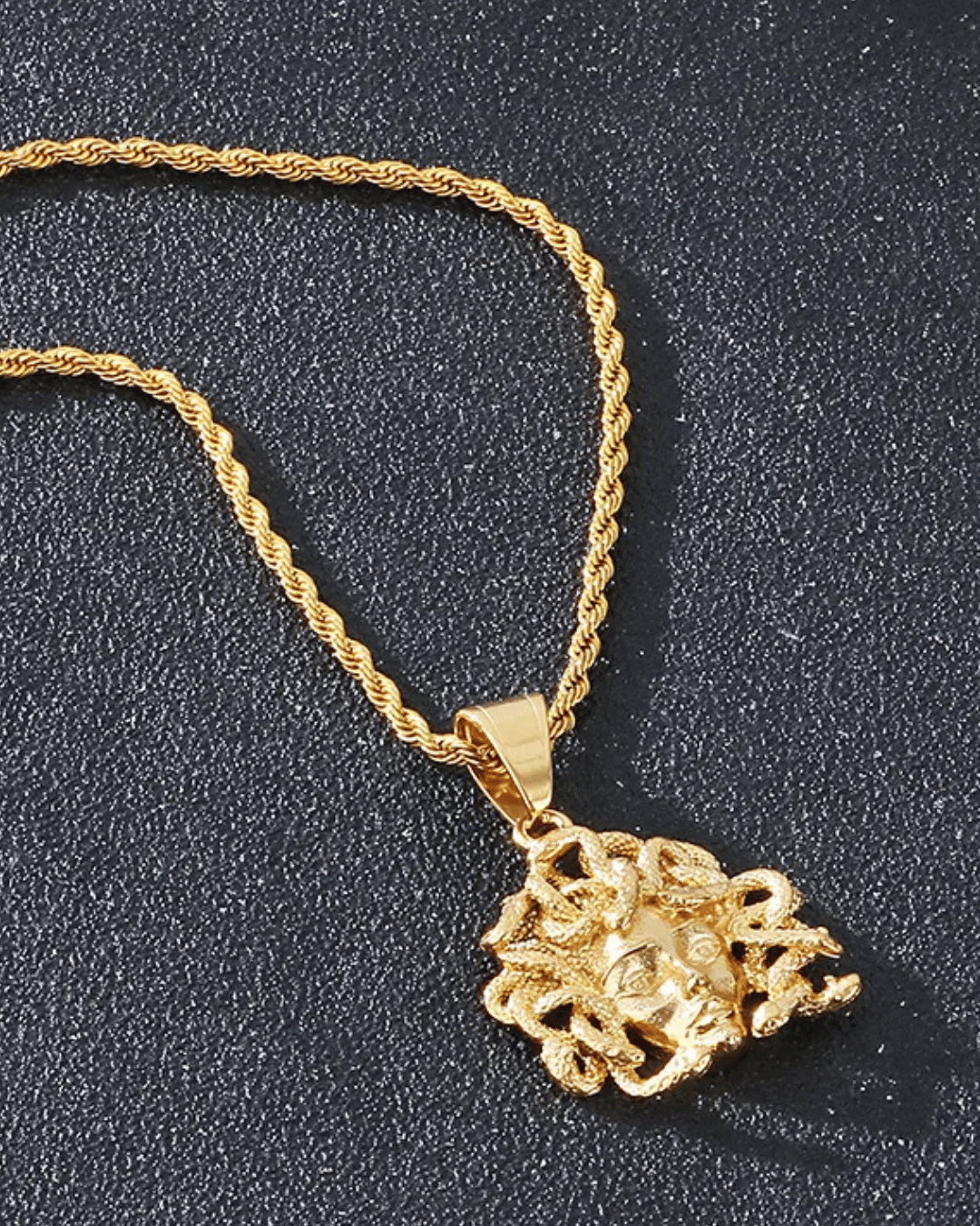 Dije Medusa - Alpha Elements 18k